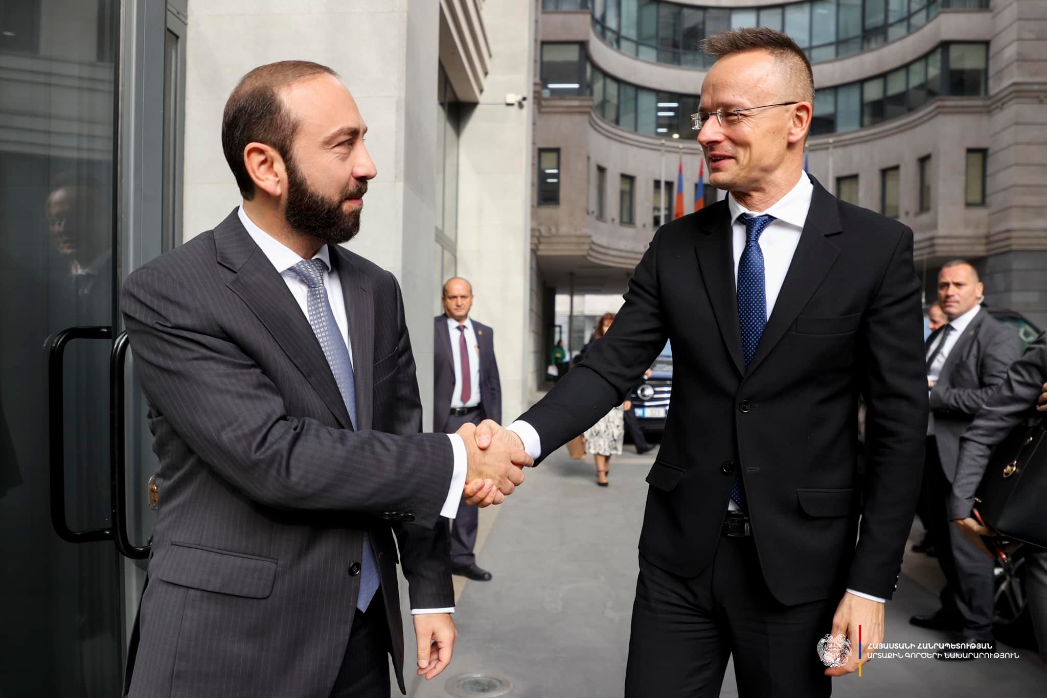 Minister of Foreign Affairs and Trade of Hungary Péter Szijjártó arrived at the Foreign Ministry of Armenia.